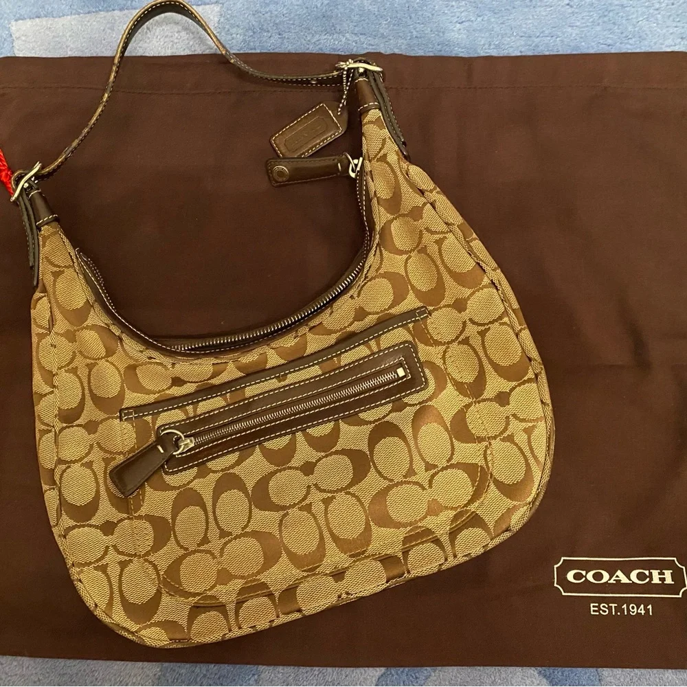 Coach bag - Picture 1 of 8